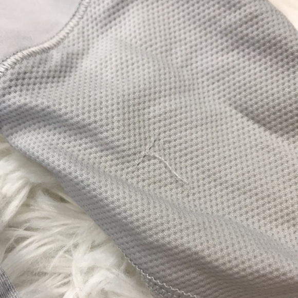 Lululemon Clip-In Long Sleeve - Picture 4 of 8